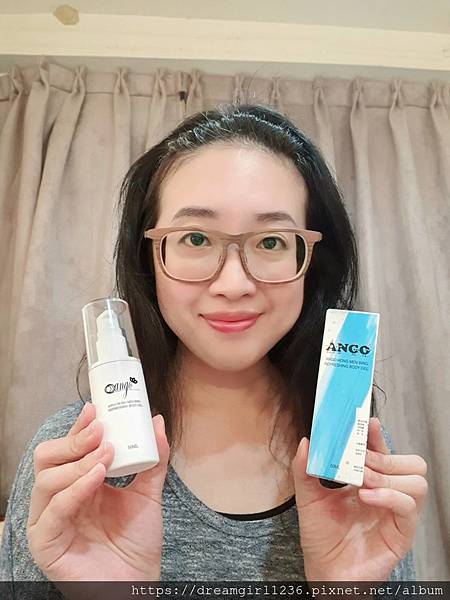 女人知己試用大隊,ANGO安購紅門兵爽身凝膠,抹上之後皮膚會變得很乾爽,
不黏膩比爽身粉舒服,草本配方無香料,可以舒緩皮膚癢,無酒精,可適用於全身肌膚,增加肌膚防禦力