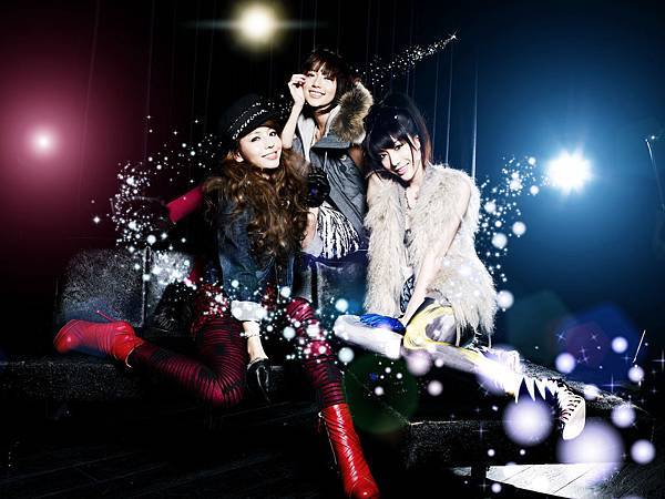 Dream Girls宣傳照供不應求花百萬日本拍宣傳照2011.5.23 (1).jpg Dream Girls宣傳照供不應求花百萬日本拍宣傳照2011.5.23 (1).jpg