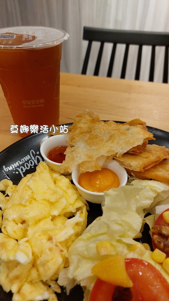 【台北早午餐】來美芝城吃湯麵~早午餐一位難求...改裝後重新