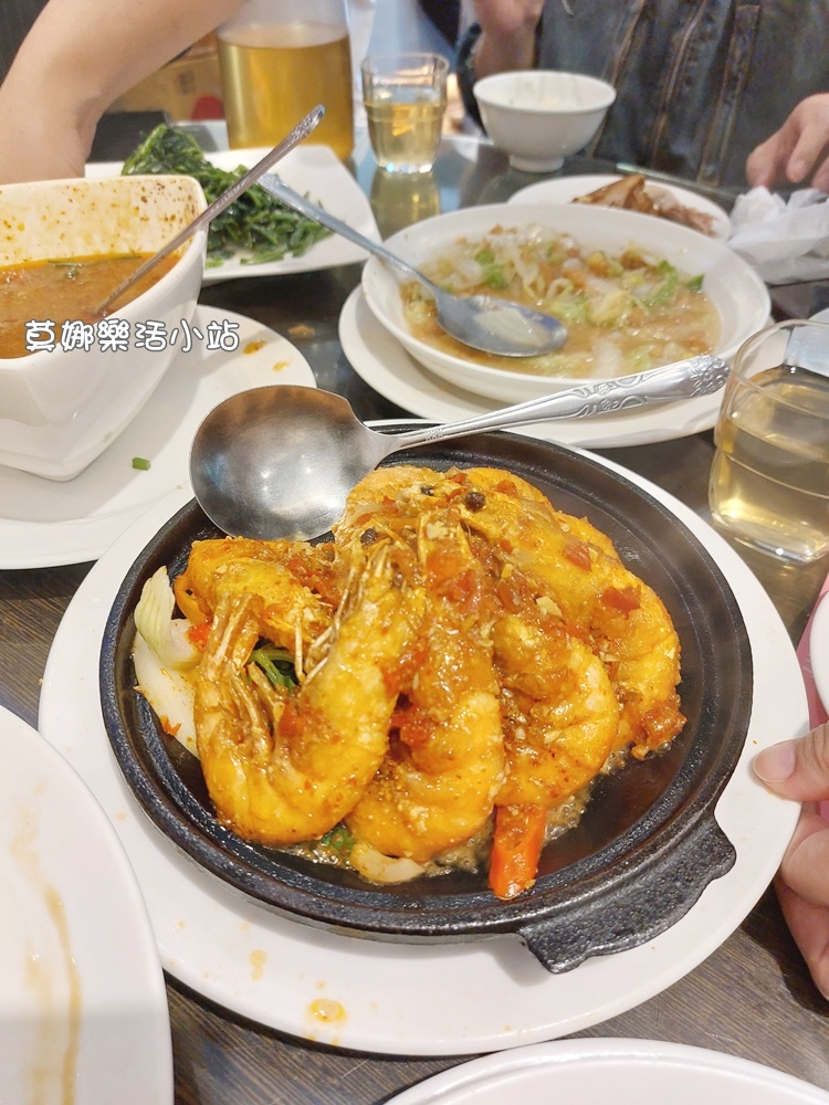 【台北川菜美食】黃仁輝的最愛..花娘小館--一位難求!最近被