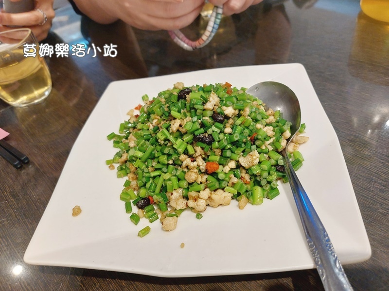 【台北川菜美食】黃仁輝的最愛..花娘小館--一位難求!最近被