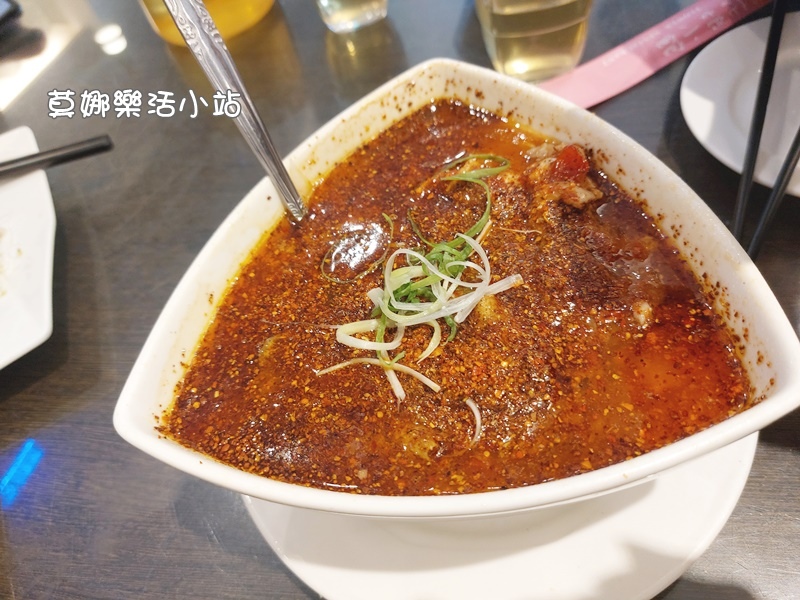 【台北川菜美食】黃仁輝的最愛..花娘小館--一位難求!最近被