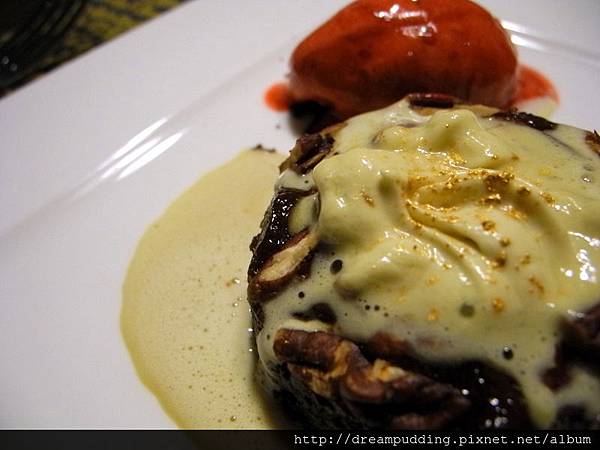 MEATGQ STEAK橡木炙烤牛排館