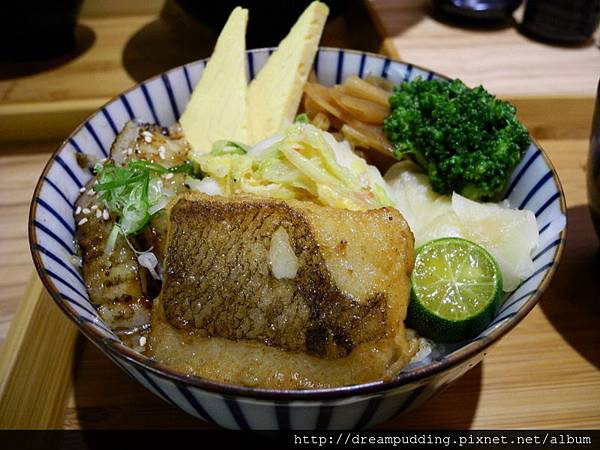 丼丼亭