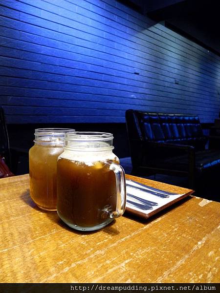 UPPER LIFE咖啡上層 UPPER LIFE咖啡上層