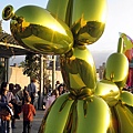 JeffKoonsBalloonDog