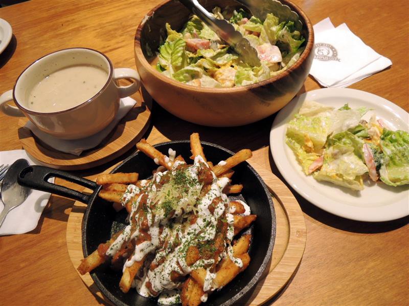 CAMPUS CAFE033.jpg CAMPUS CAFE033.jpg