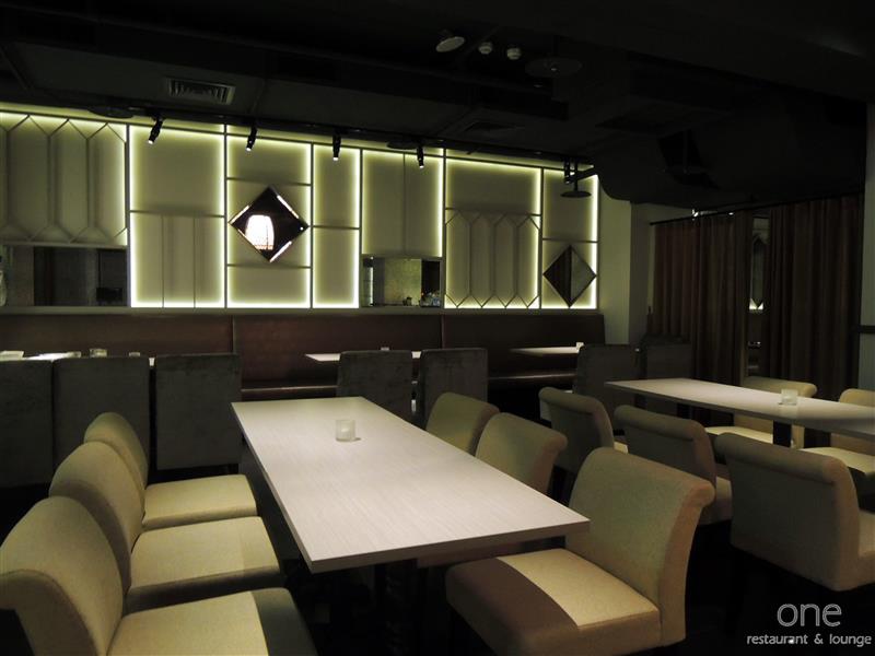 One Restaurant & Lounge 007.jpg