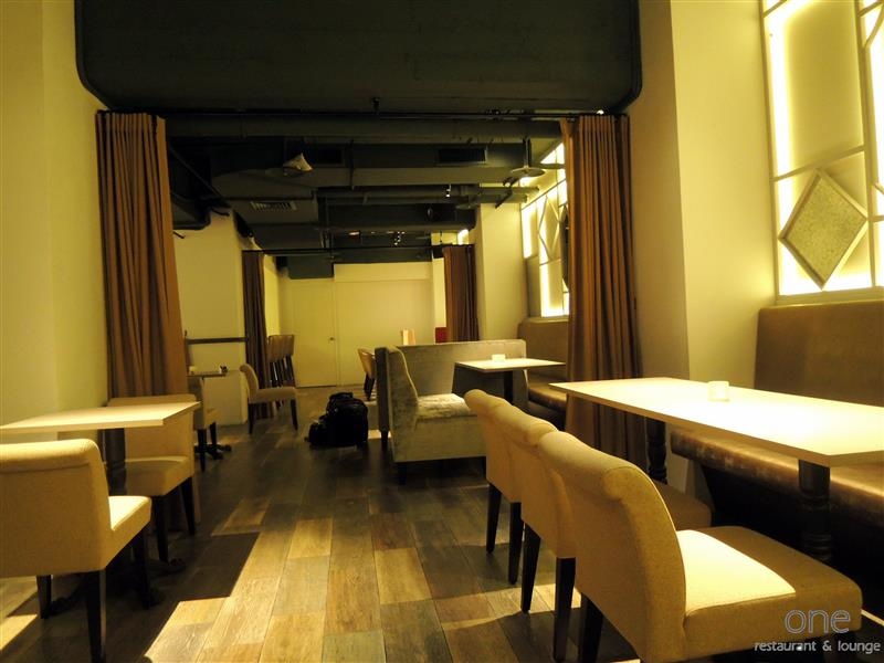 One Restaurant & Lounge 014.jpg