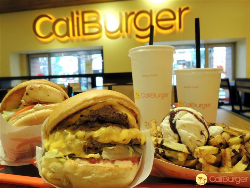 CaliBurger  019.jpg