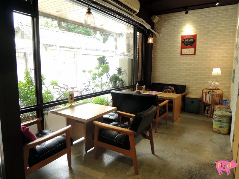 Piglet friendly cafe 彼克蕾友善咖啡館 002.jpg