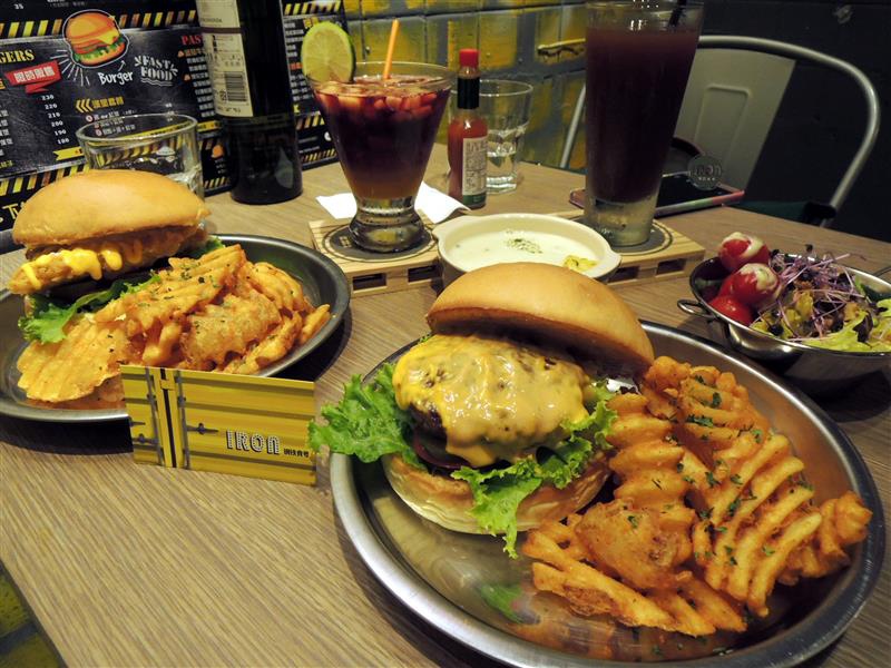 IRON 鋼鉄食号 043.jpg IRON 鋼鉄食号 043.jpg