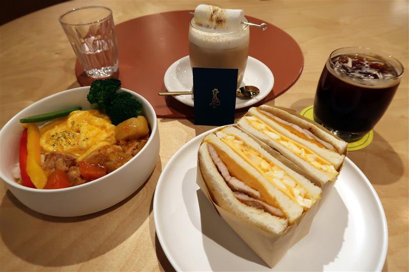 GIN GIN COFFEE 019.jpg GIN GIN COFFEE 019.jpg