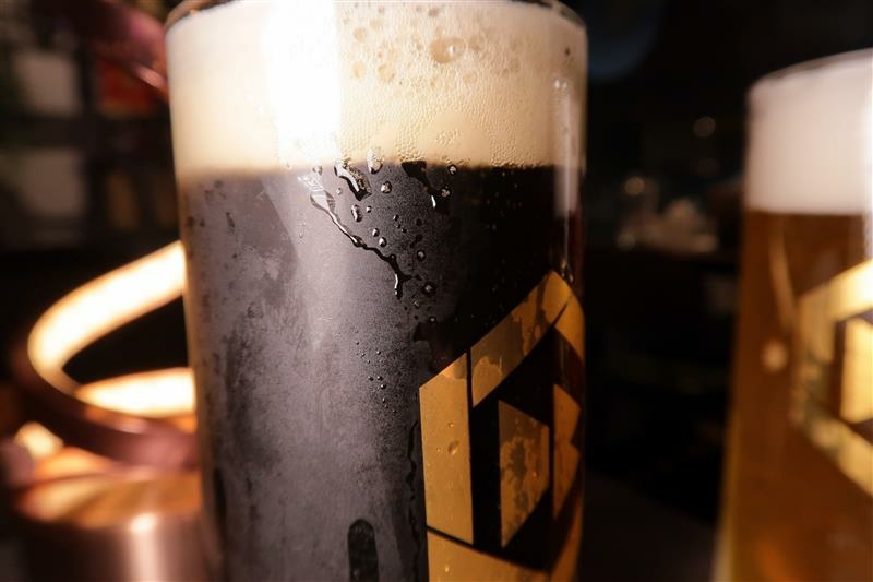 Db Beer Bar Taipei 璞邸體驗店北車酒吧聚會聚餐包場生啤還可以試喝 每日 00前生啤買一送一飲酒不過量 Dressingfrad的不正食記分享 Db Beer Bar Taipei 璞邸體驗店北車酒吧聚會聚餐包場生啤還可以試喝 每日 00前生啤買一送一飲酒不過量 Dressingfrad的不正食記分享