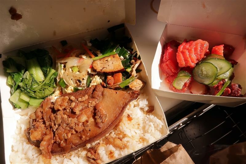 大瓶林 阿財圓環赤肉羹 便當 001.jpg 大瓶林 阿財圓環赤肉羹 便當 001.jpg