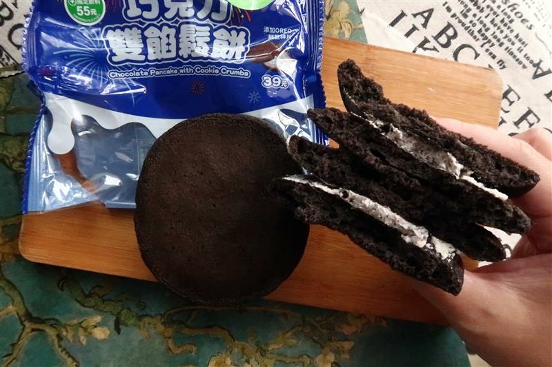 7-11 i珍食65折 OREO巧克力雙餡鬆餅 (4).jpg 7-11 i珍食65折 OREO巧克力雙餡鬆餅 (4).jpg