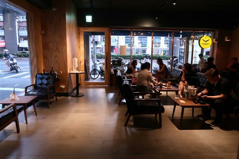 dreamers coffee 微風  不限時咖啡廳 016.jpg