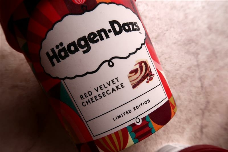 häagen-dazs 哈根達斯冰淇淋 抹茶 紅絲絨起司蛋糕 夏威夷果仁 巧酥 西瓜草莓 哈密瓜 005.jpg