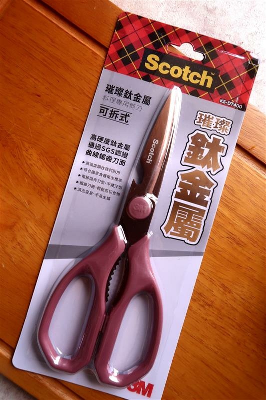 3M 廚房簡單  Scotch璀璨鈦金屬專用剪刀  可拆式多功能廚房剪刀002.jpg