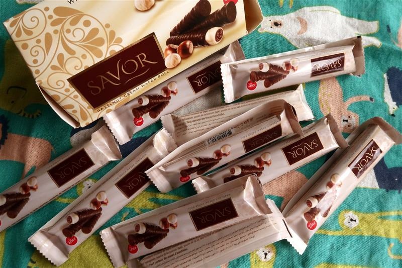 全家巧克力 JOUY榛果巧克力捲心酥禮盒 SAVOR CHOCO ROLLS 006.jpg
