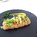 02_Salmon and Oyster Tartare Mango and basil coulis, micro salad-2