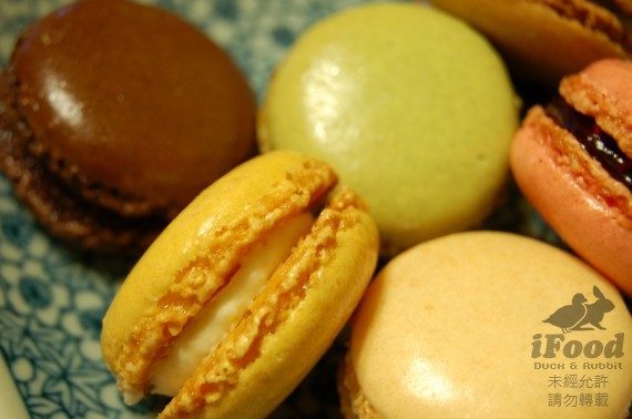 Macaron 開心果口味.jpg