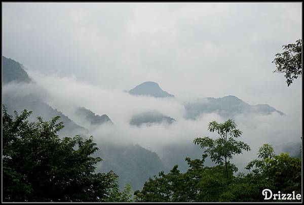 雲霧瀰漫.jpg