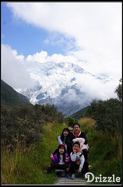 在台灣我們就滿常一起hiking，到了紐西蘭當然更不能錯過這樣的風景.jpg