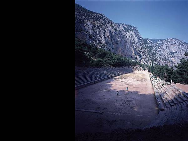 derosu島的遺跡.jpg