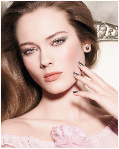 Chanel-Spring-2011-Les-Perles-de-Chanel-Makeup-Collection-model