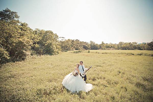 自助婚紗 / 婚禮紀錄 / 親子寫真 / 寶寶照 / 孕婦照 / 全家福 / 個人寫真 / 禮服出租 / 新娘秘書 / 攝影棚租借