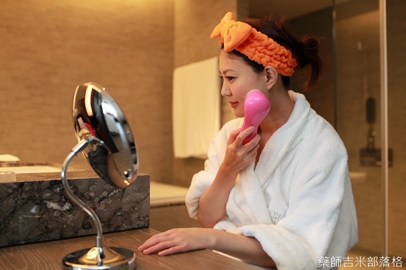 Clarisonic_ARIA_256.jpg