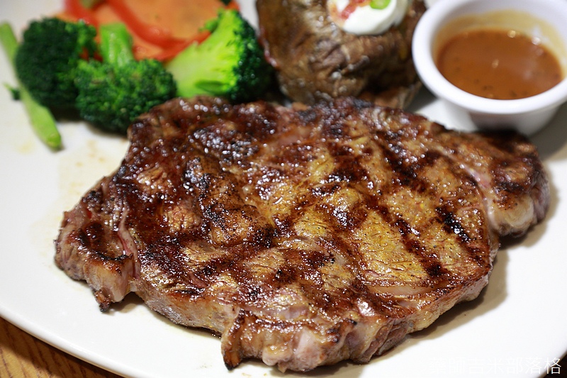 American_Steakhouse_194.jpg