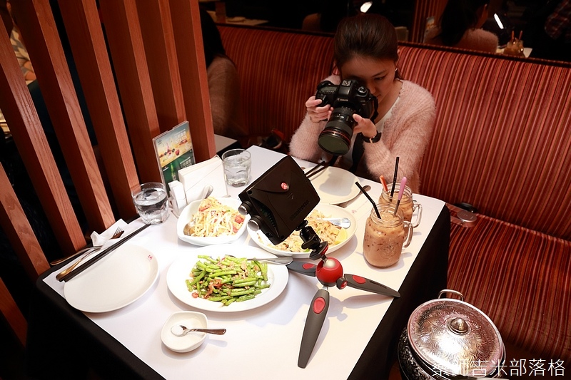 Manfrotto_885.jpg Manfrotto_885.jpg