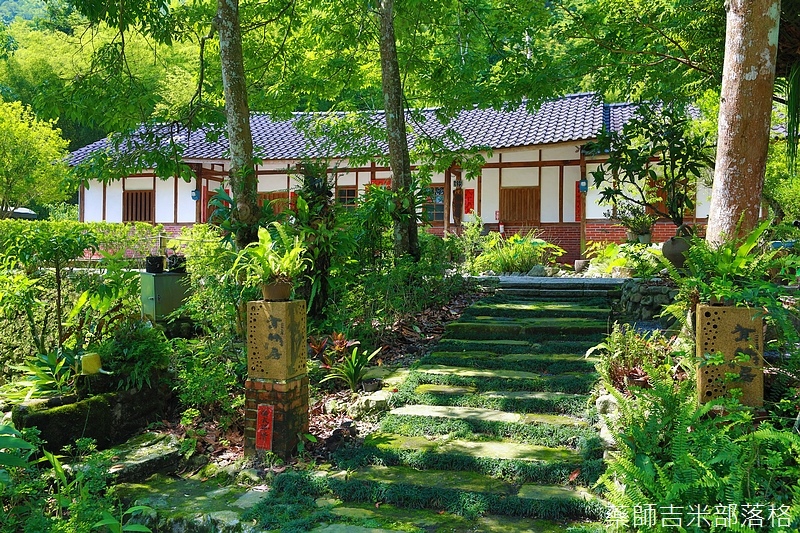 BambooHouse_508.jpg BambooHouse_508.jpg