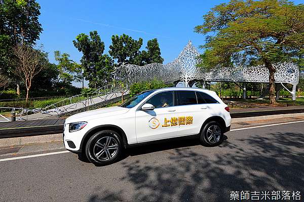 嘉義外匯車推薦 上億國際高級進口中古車 保證無事故 無泡水 3年完整保固 Autochek Carfax報告書 日本goo第三方檢驗鑑定 購買benz Bmw好選擇