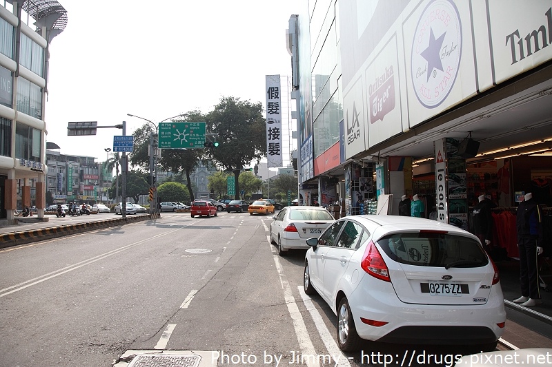 台南租車旅遊 艾維士租車