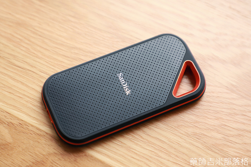 Sandisk_Extreme_Portable_SSD_014.jpg