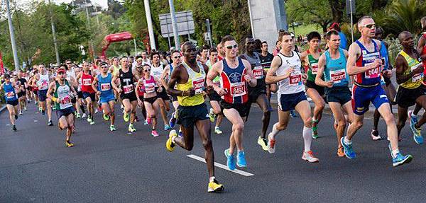 澳洲打工度假-路跑-馬拉松-澳洲運動-Melbourne-Marathon2-640x306