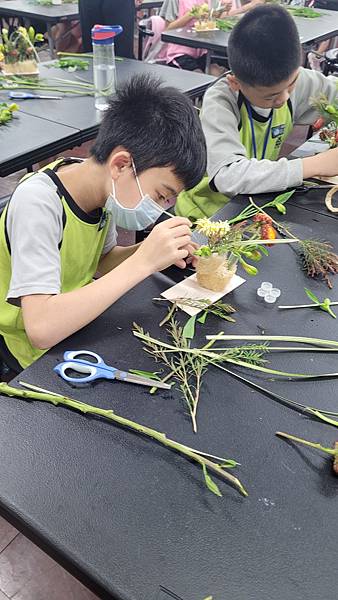 新興國中職業試探與體驗--架構花藝