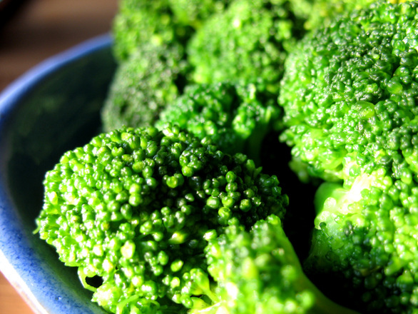 tasty-broccoli-1328147.jpg