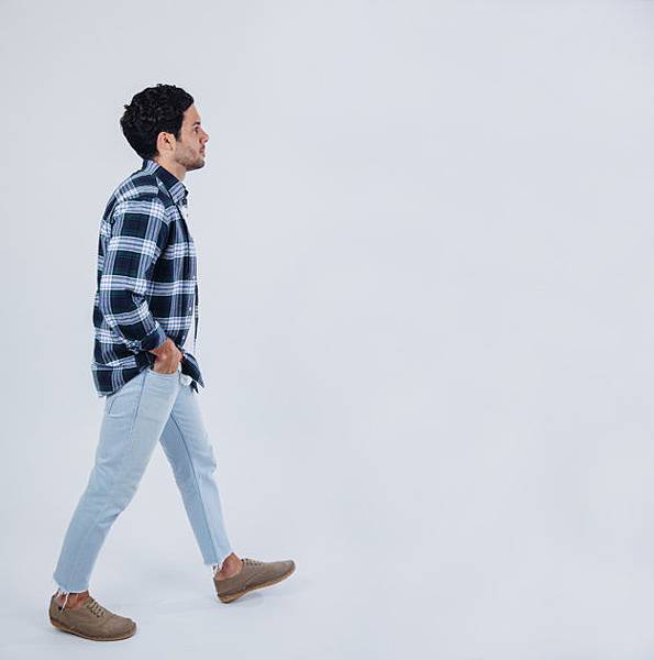 young-man-walking_23-2147646596.jpg young-man-walking_23-2147646596.jpg