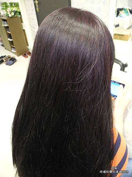 SOFEI 舒妃型色家植萃添加護髮染髮霜11.jpg