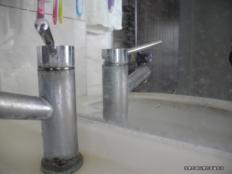 淨可靈 浴室水垢清潔劑與廚房強效清潔劑7.jpg