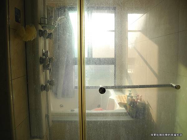 淨可靈 浴室水垢清潔劑與廚房強效清潔劑12.jpg