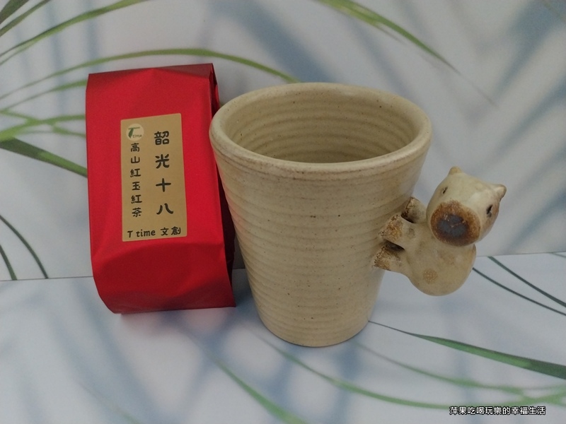 T time 文創水豚君 手拉坏 馬克杯 + 高山紅茶 韶光十八 茶包 禮盒組3.jpg