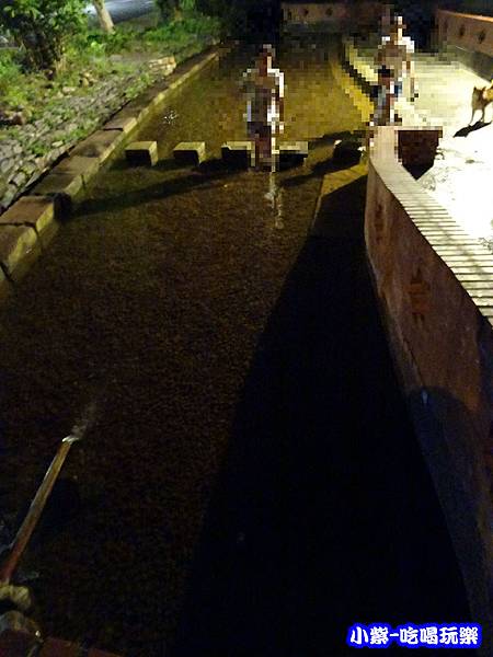 停車場旁免費冷泉 (1)7.jpg