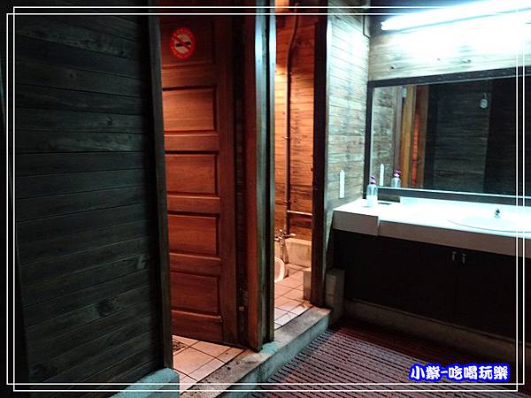 廁所1.jpg
