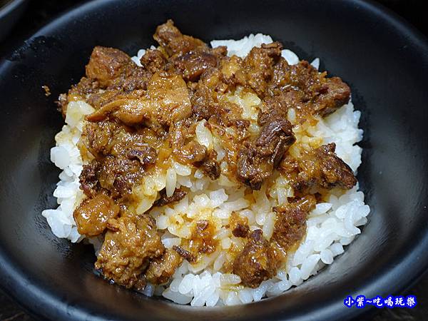 紅櫻豚魯肉飯-狩夜精緻單人雙味火鍋.jpg