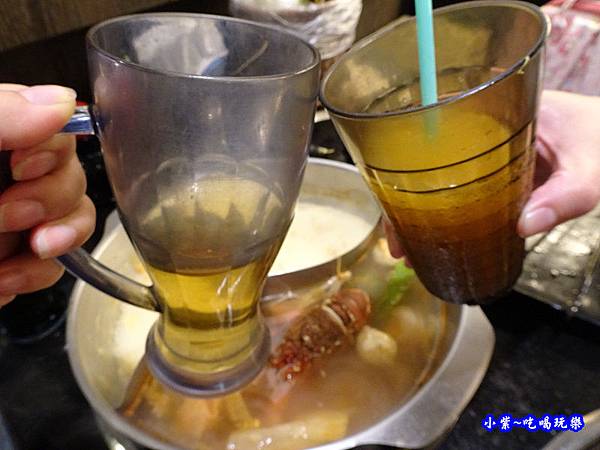 飲料無限暢飲-瓦崎燒烤火鍋公館店  (3).jpg